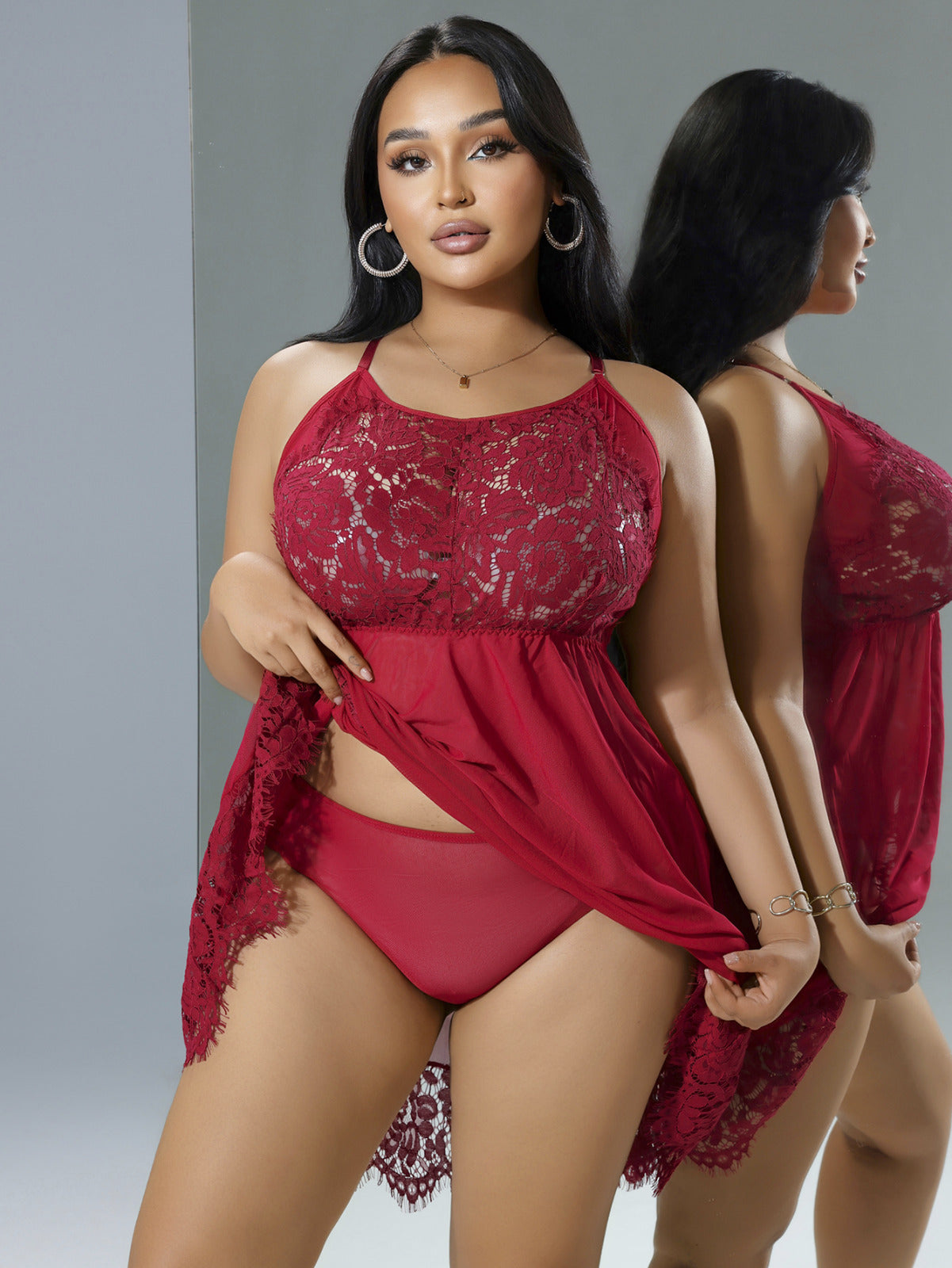 Bordowa i Czarna Koronkowa Koszula Nocna Plus Size – Zmysłowa Elegancja i Komfort