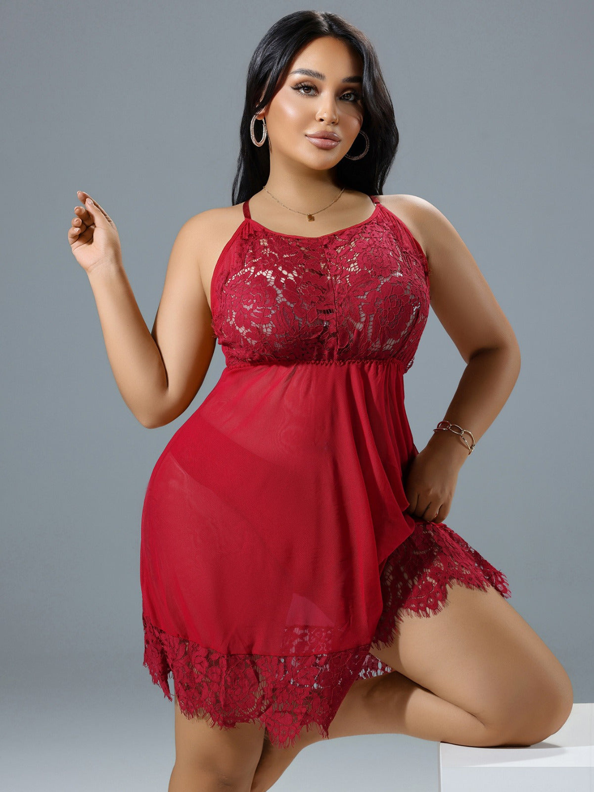 Bordowa i Czarna Koronkowa Koszula Nocna Plus Size – Zmysłowa Elegancja i Komfort