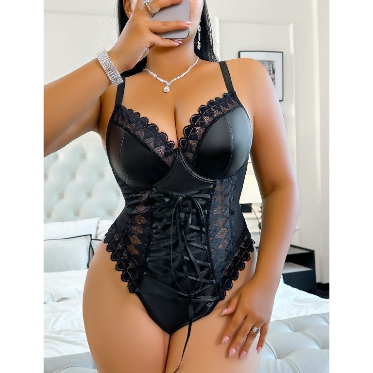 Zmysłowe Body Plus Size „Black Desire” – Koronka i Satyna z Wiązaniem