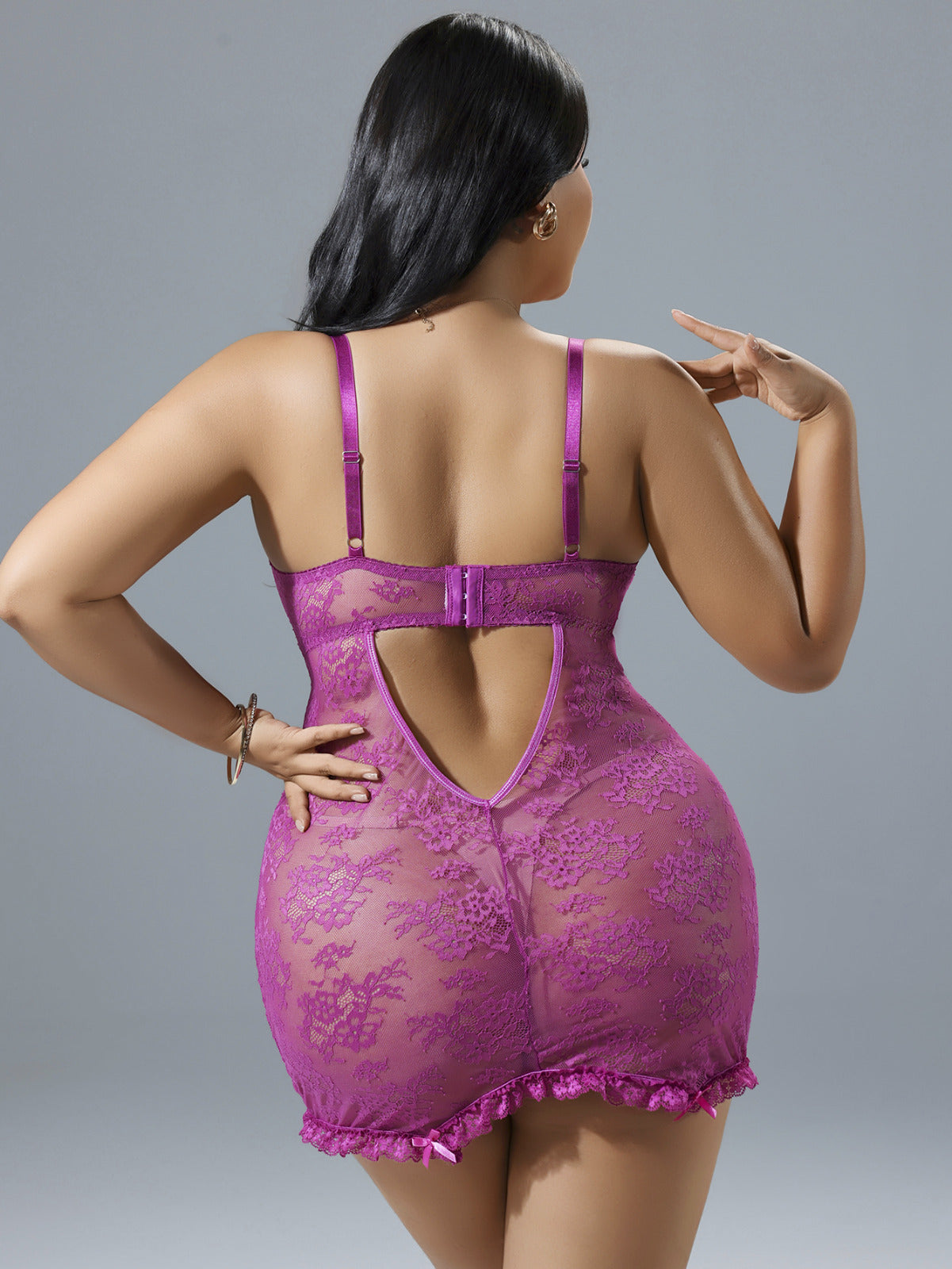 Zmysłowa Koronkowa Koszula Nocna Plus Size w Kolorze Fuksji z Fiszbinami