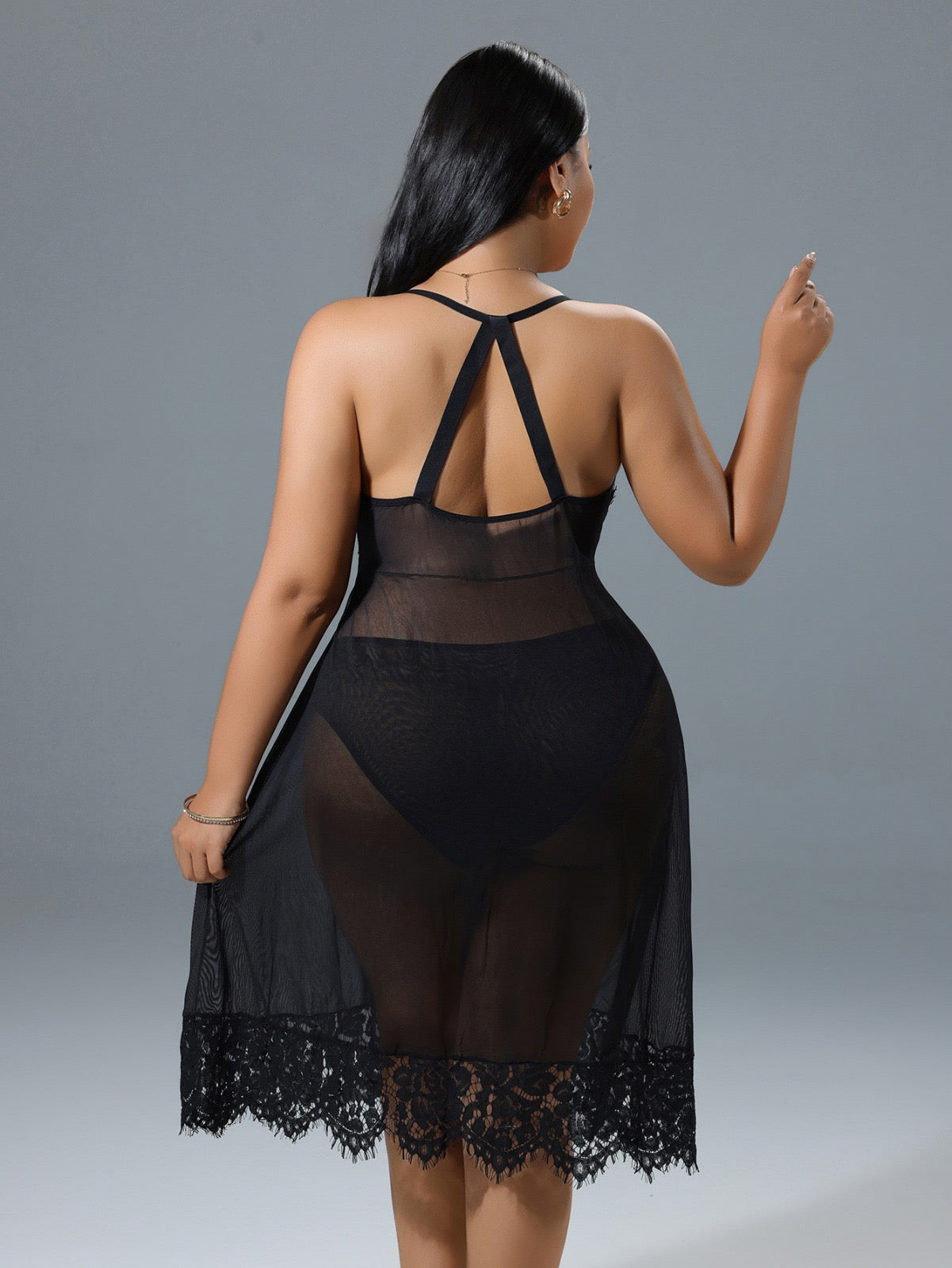 Bordowa i Czarna Koronkowa Koszula Nocna Plus Size – Zmysłowa Elegancja i Komfort